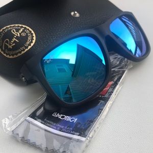 🕶 RAY-BAN 54mm Justin Sunglasses Blue Lens NIB